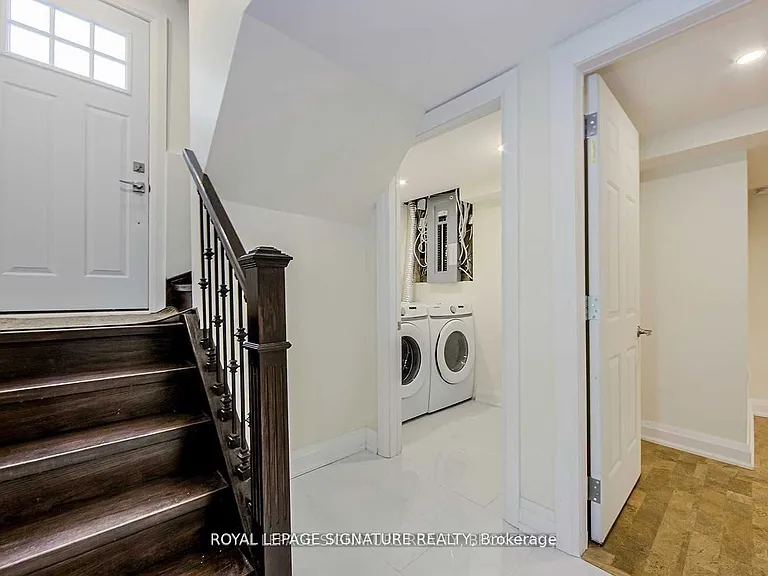 91 Tamarack Dr — Photo 2
