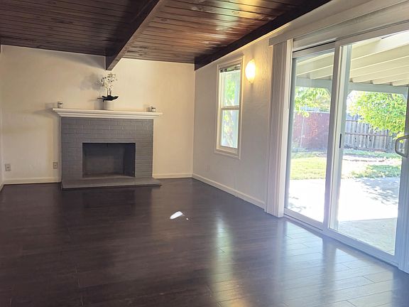 3rd image of 348 Plum St