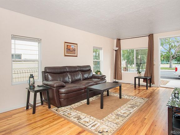 4th image of 309 S 8th Ave