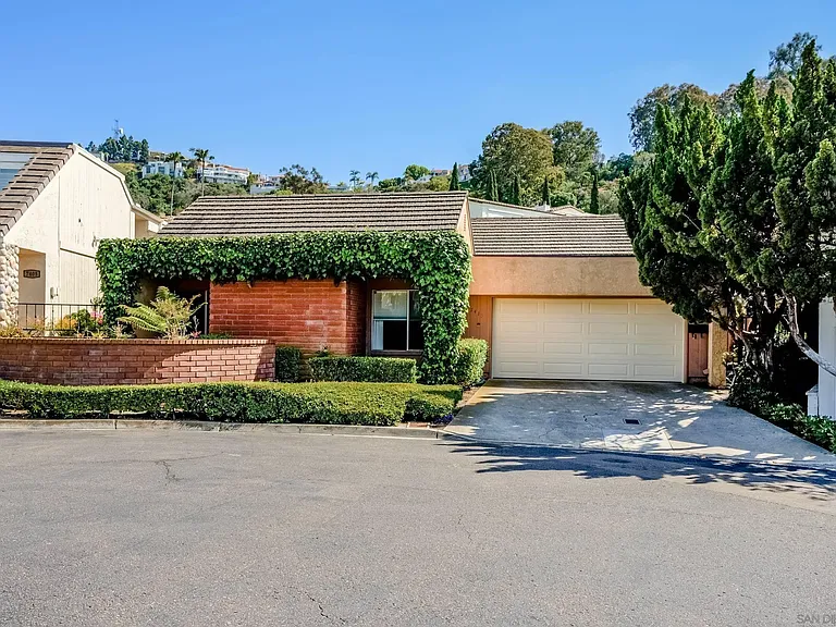 7415 Caminito Rialto — Photo 11