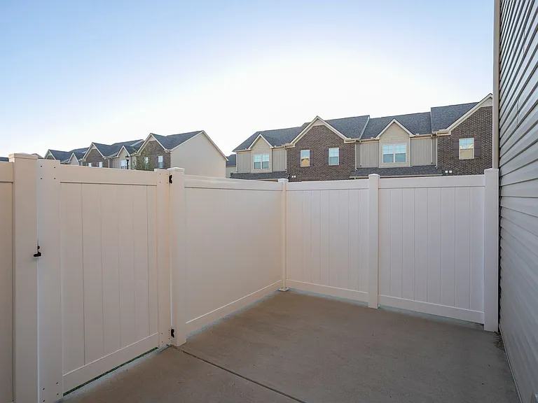 1030 Leadville Dr — Photo 32