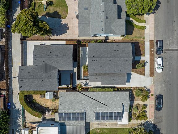 4th image of 3562 Bancroft St