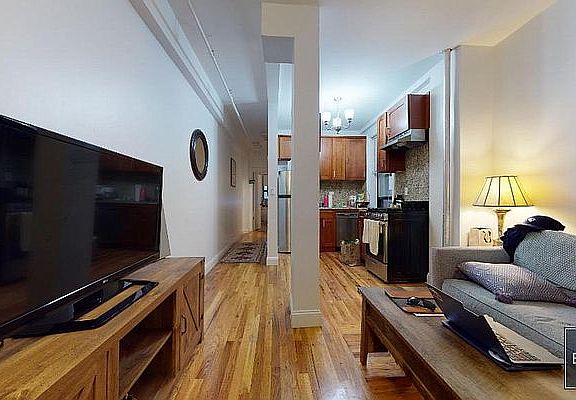 2nd image of 245 W 51st St APT 207