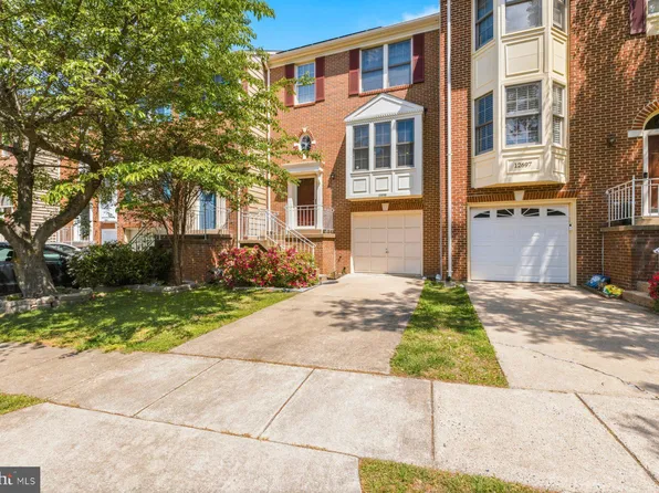 12695 Wimbley Ln, Woodbridge, VA 22192