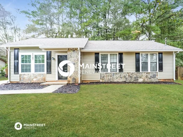 7767 Park Ln, Jonesboro, GA 30236