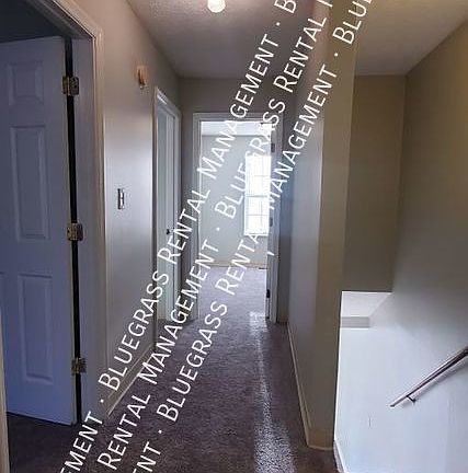 5th image of 3721 Trent Cir
