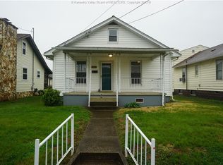 1220 Lightner Ave, Dunbar, WV 25064