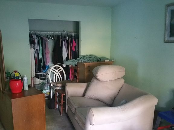 4th image of 8740 Quinn St