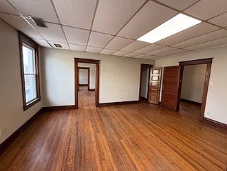 2nd image of 2901 S 4th St