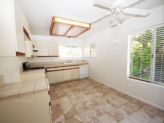 4th image of 1739 Corte Ventana