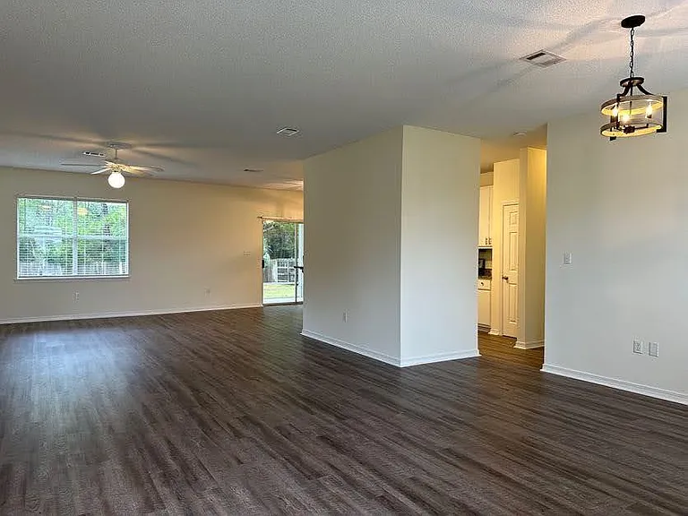 34 Las Roblas Grande Dr — Photo 3