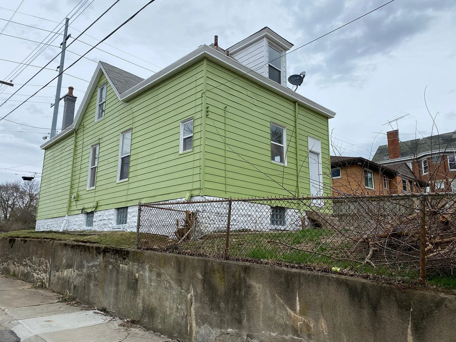 W Liberty Street, Cincinnati — Photo 3
