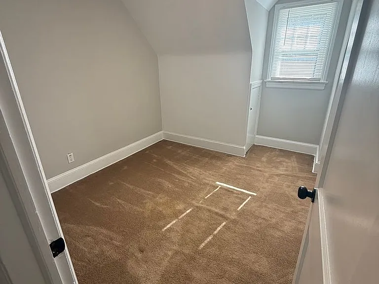 6475 Durham Rd — Photo 8