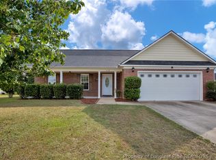 112 Tuxford Ct, Raeford, NC 28376