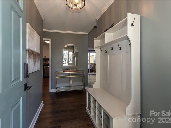 4th image of 5615 Starkwood Dr