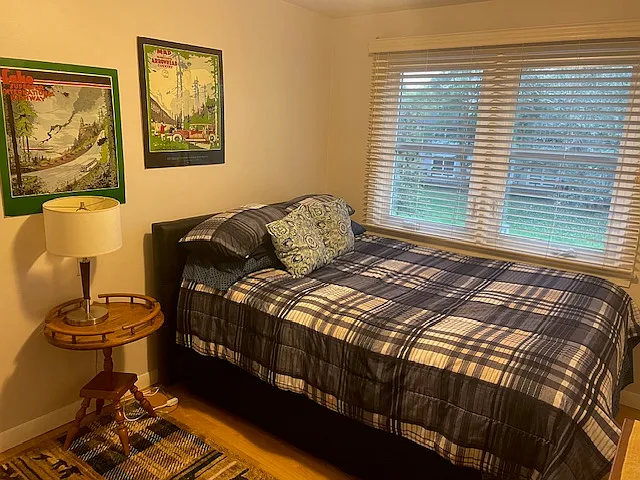 108 Mitchell Cir — Photo 14