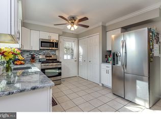 121 Garden Ave, Blackwood, NJ 08012
