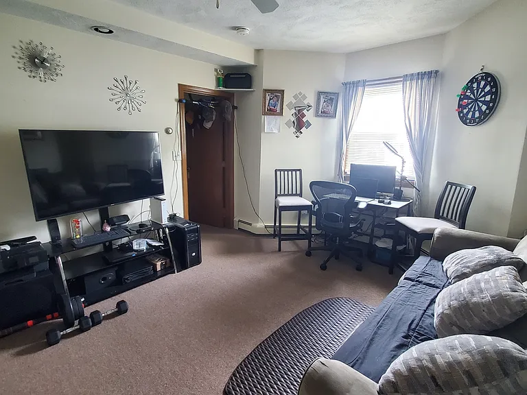39-41 Columbia St #5 — Photo 11