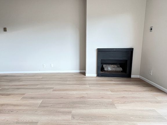 5th image of 8163 Redlands St APT 42