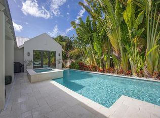 1822 Loma Linda St, Sarasota, FL 34239