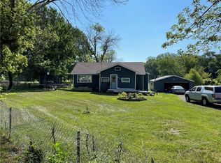 4137 Colfax Ave, Des Moines, IA 50317