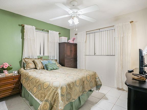 5th image of 4929 NW 53rd Street