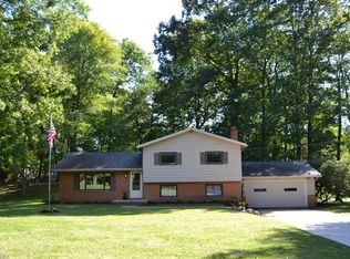 2934 Sherbrook Dr, Uniontown, OH 44685