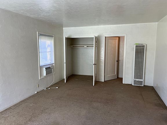5th image of 303 E Morris Ave #303