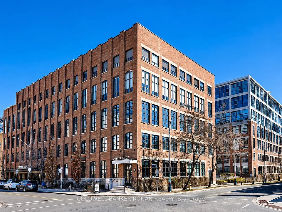 43 Hanna Ave #116