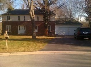 24 Harrison Cir, Pittsford, NY 14534