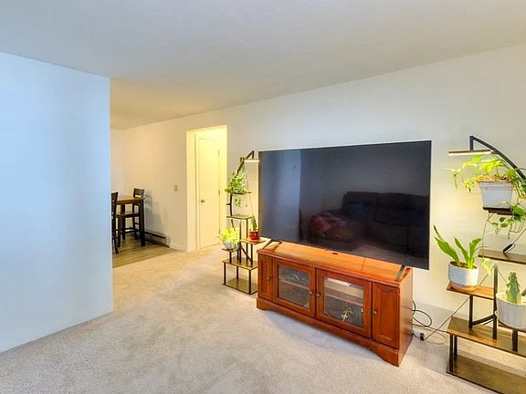 2nd image of 48 Gibbs St