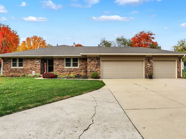 8322 Palmetto Ln, Indianapolis, IN 46217