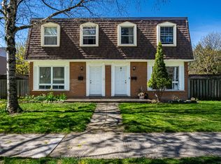 648 Francis Rd, Burlington, ON L7T 3X7