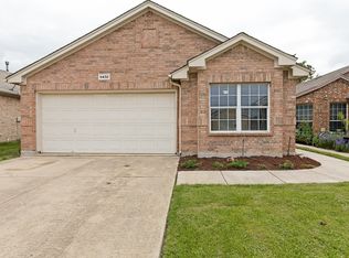 6432 Geneva Ln, Fort Worth, TX 76131