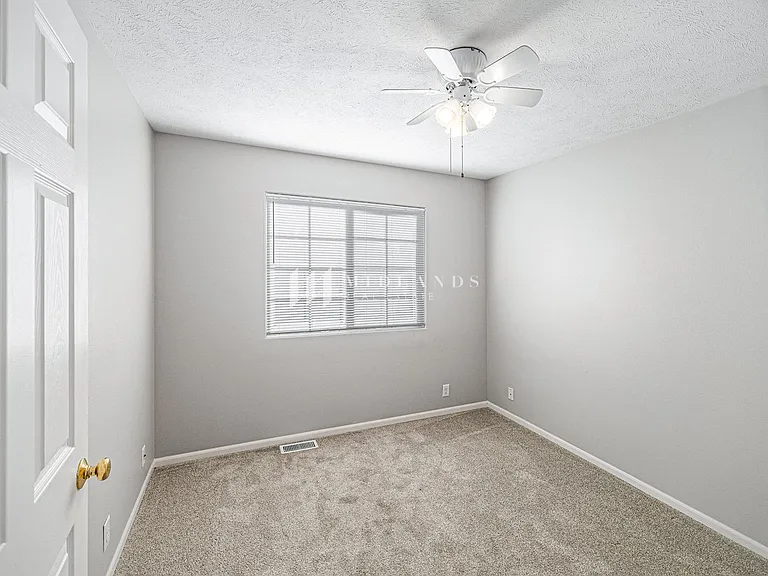 4219 N 171st Ave — Photo 12