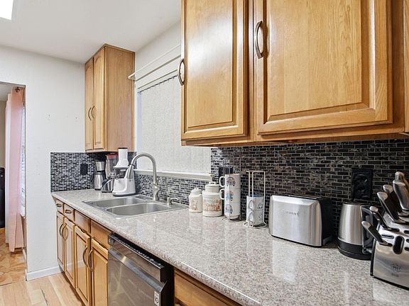 2nd image of 1324 Conrad Way