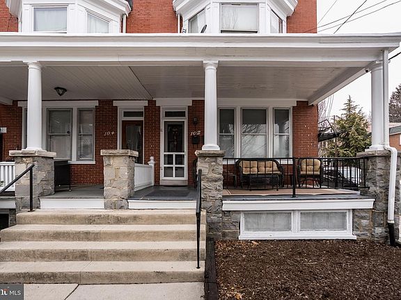 3rd image of 102 Ruby St