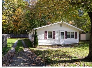 16703 Medina St, Chagrin Falls, OH 44023