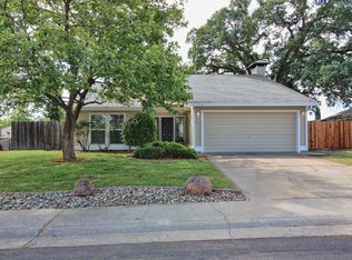 7136 Mountainside Dr, Citrus Heights, CA
