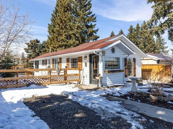 614 Main St NW, Diamond Valley, AB T0L 2A0