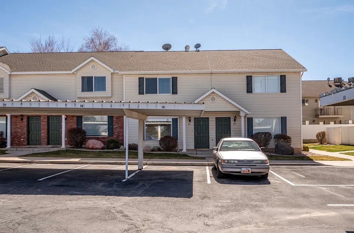 Building Photo - 1148 Northfield Rd #21