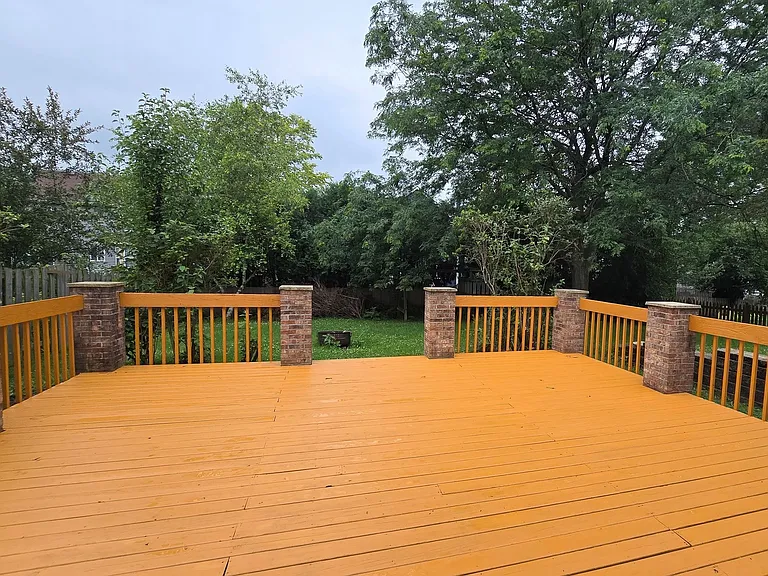 409 Fairfax Ln — Photo 23