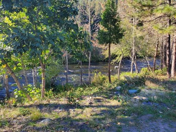 S 1st St, Dunsmuir, CA 96025