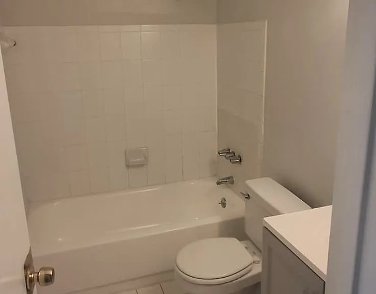 251 NW 177th St #105 — Photo 7