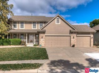 15976 Madison St, Omaha, NE 68135