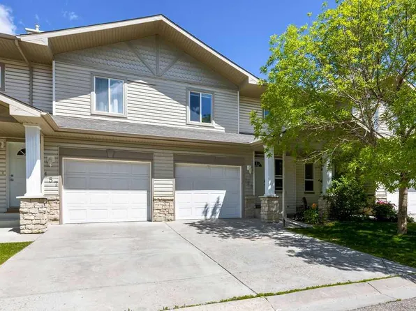 155 S Citadel Meadow Gdns NW, Calgary, AB T3G 5N4