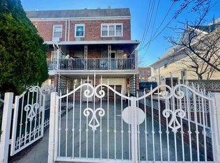 10852 51st Ave, Flushing, NY 11368