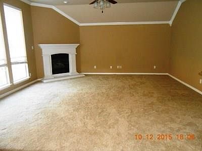 5th image of 7016 San Fernando Dr