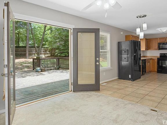 family room/kitchen