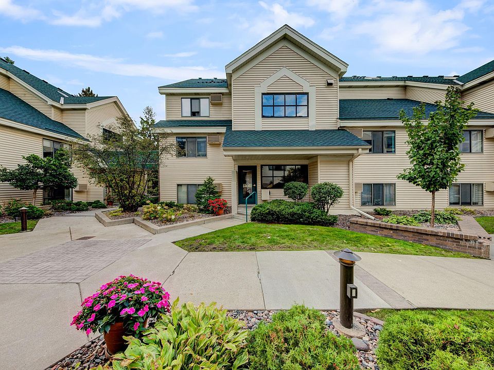 1st image of 7615 Edinborough Way APT 4209